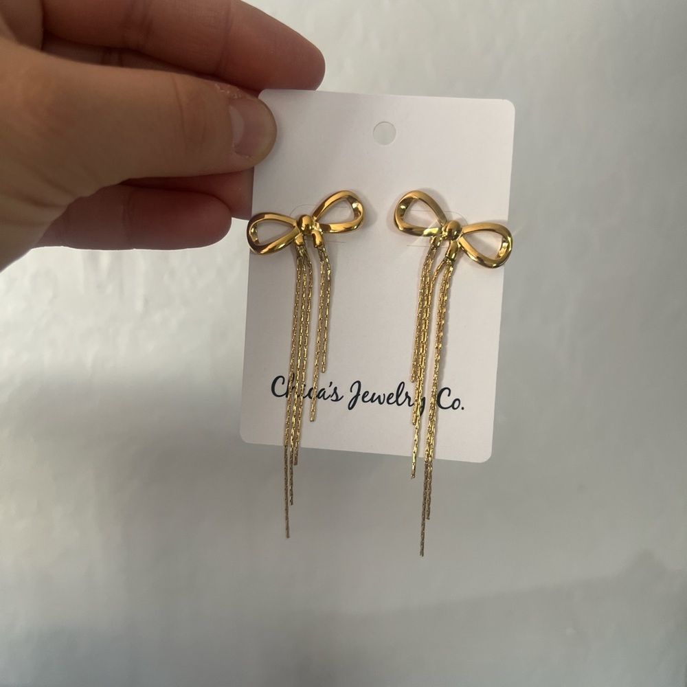 Gold Bow Earrings by chicas jewelry